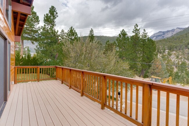 Building Photo - Peaceful Mountain Retreat with Stunning Views in Mount Charleston!