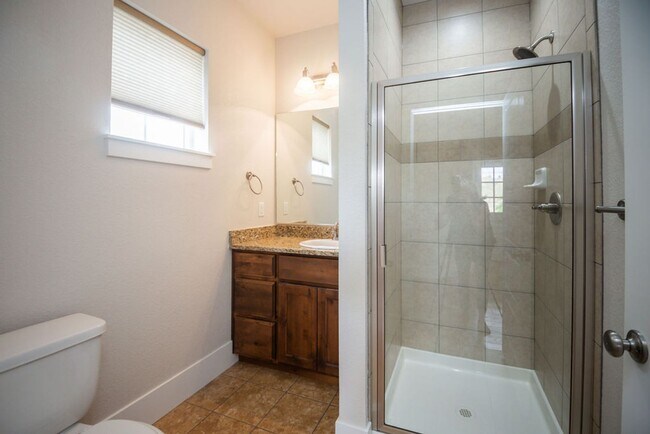 Building Photo - Charming 3-Bedroom Home in the Desirable Bucking Horse Neighborhood!