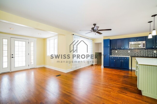 Building Photo - 487 W Johnstown Rd