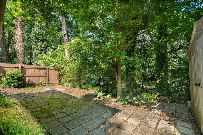 Building Photo - 3761 Ashford Dunwoody Rd NE