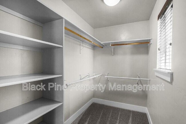 Building Photo - 1764 W Heavy Timber Dr