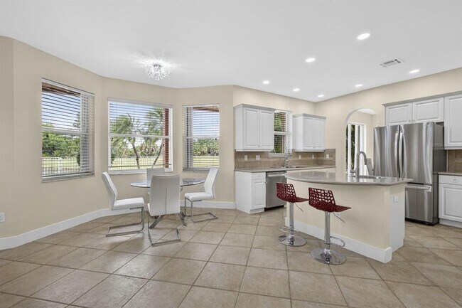Building Photo - 1724 Annandale Cir