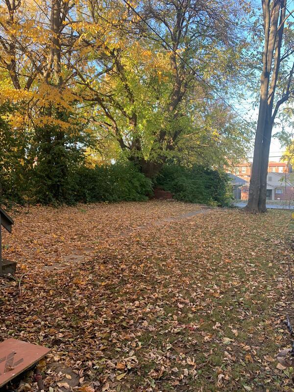 Building Photo - 5139 Wabada Ave