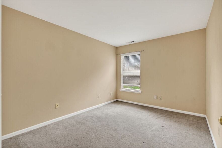 Building Photo - 4202 Waltham Ct