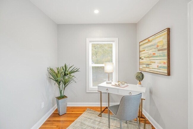 Building Photo - 58 Constance Rd