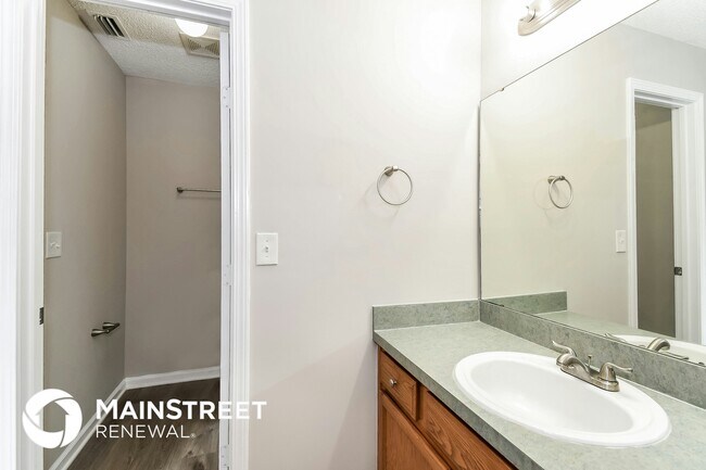 Building Photo - 7625 Ginder Ct