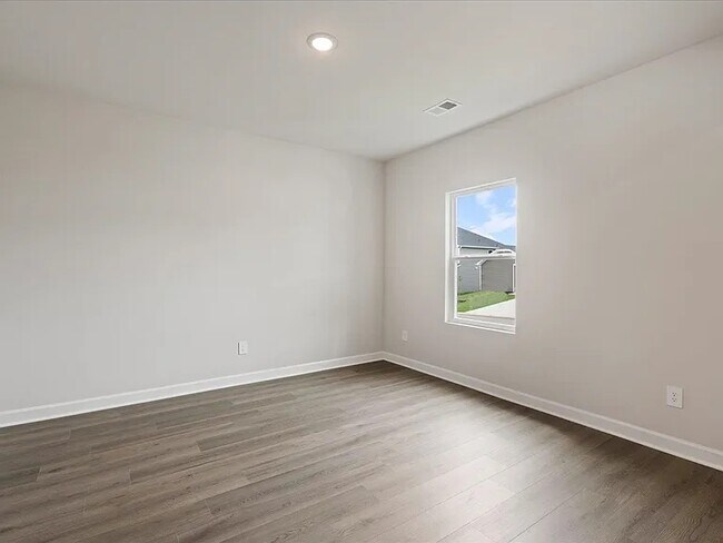 Building Photo - 640 Orsman Trl