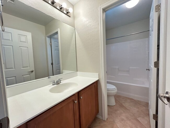 Building Photo - Gated 3-Bedroom 3-Bathroom Home in Southwest!