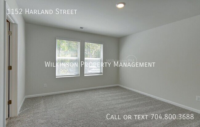 Building Photo - 1152 Harland St
