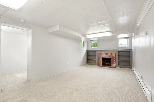 Building Photo - Charming 1 Bedroom  Retreat in the Heart of Denver
