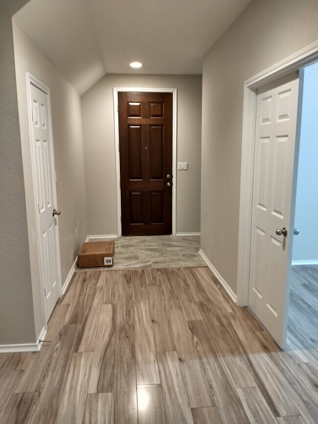 Building Photo - 1225 Autumn Sage Way