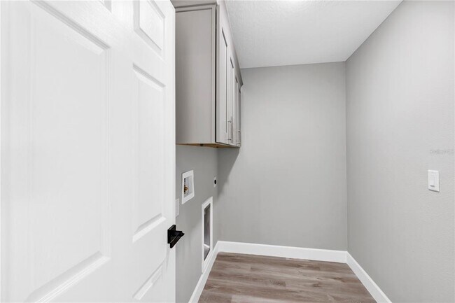Building Photo - 9679 SE 157th Ln