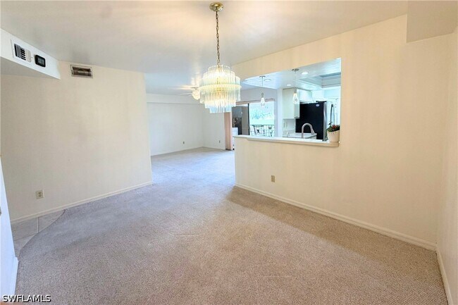 Building Photo - 7360 St Ives Way