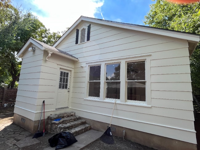 Building Photo - 9100 Georgian Dr