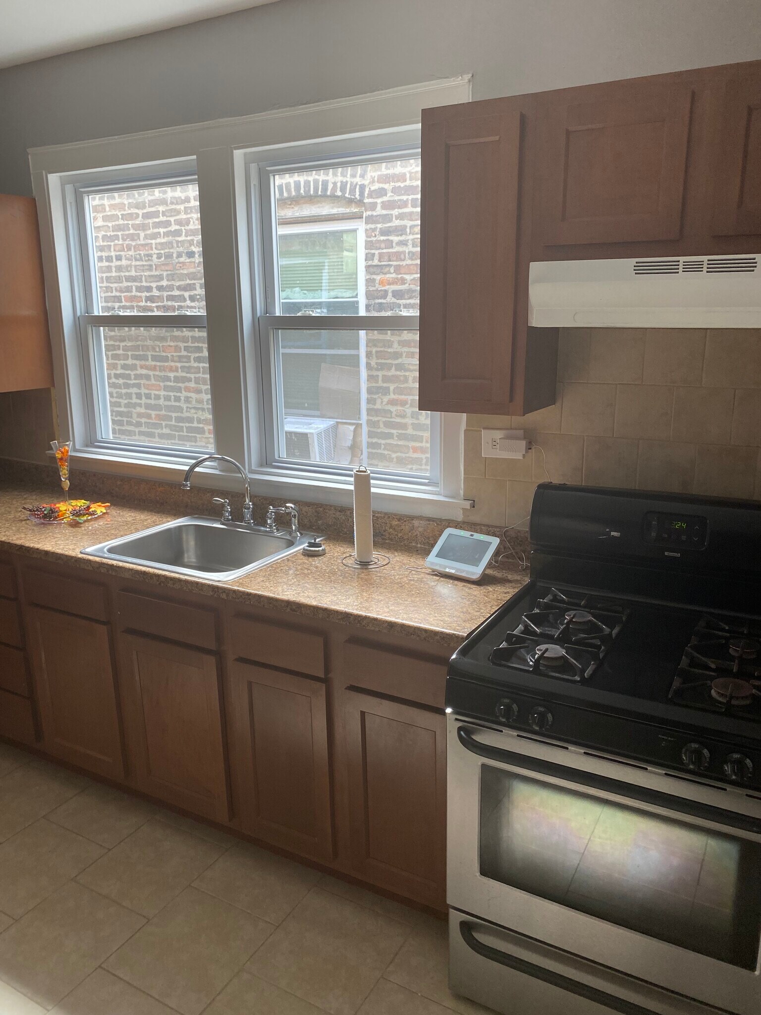 Building Photo - 7544 S Sangamon St