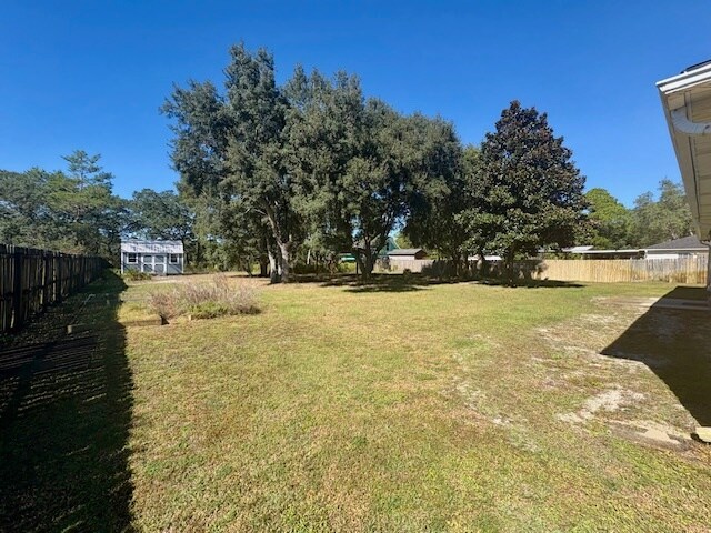 Building Photo - 2027 Las Vegas Trail