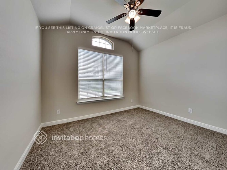Building Photo - 2360 Waggoner Rnch Dr