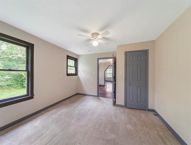 Building Photo - 4142 Mallow St