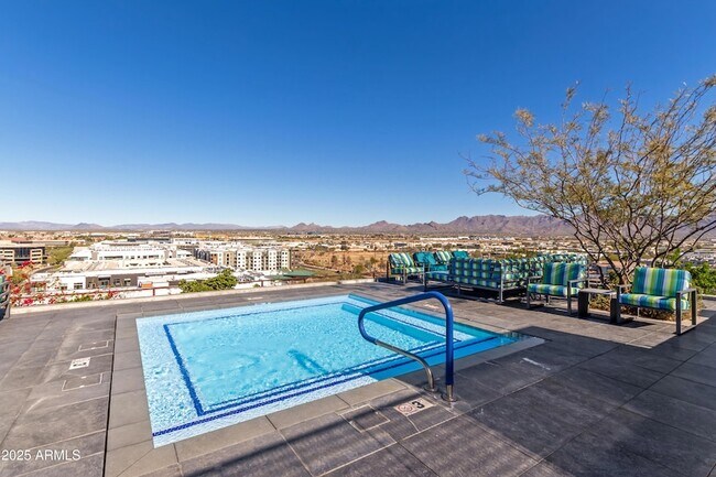 Building Photo - 7120 E Kierland Blvd
