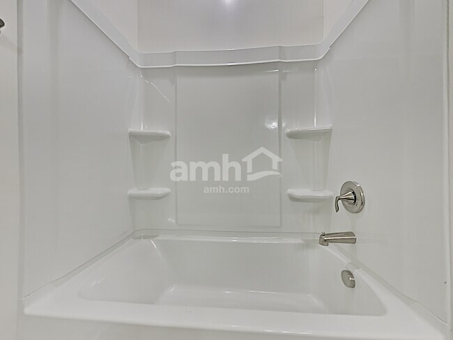 Building Photo - 109 Pullen Dr