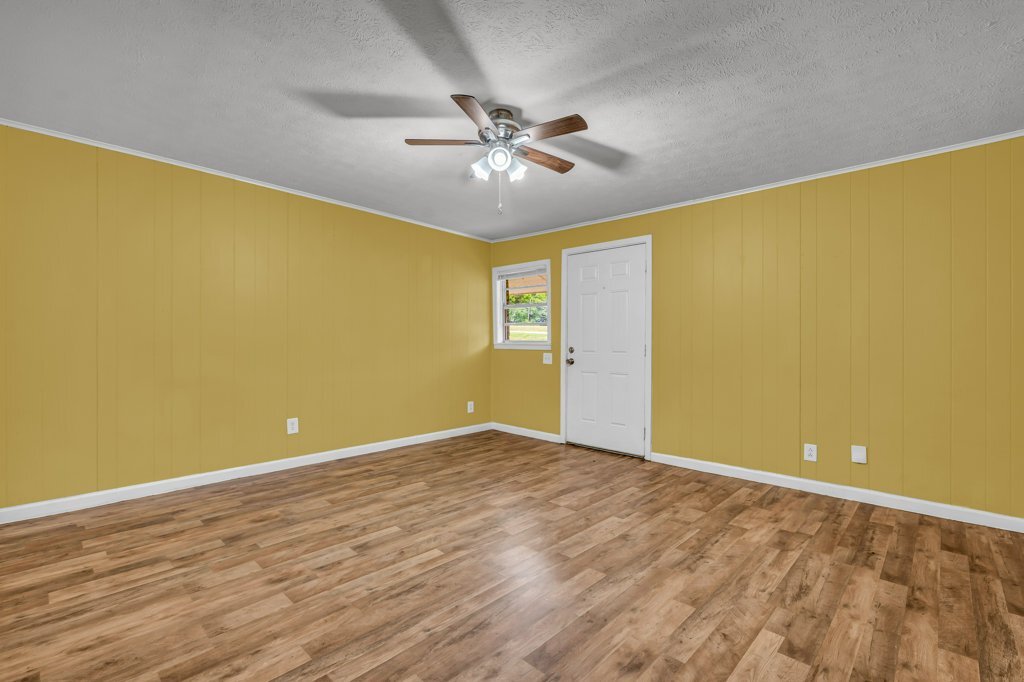Building Photo - 329 Santa Anita Dr