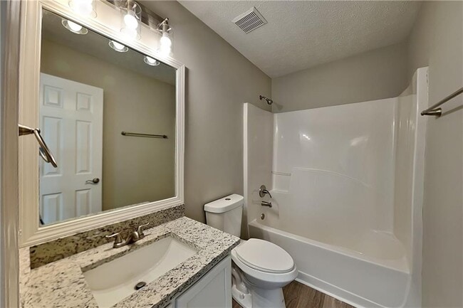 Building Photo - 178 Colton Dr