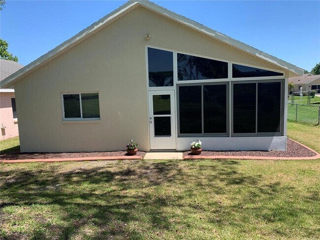 Building Photo - 1918 NW 50th Cir