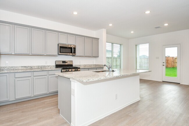 Building Photo - 5240 Pine Pass Dr