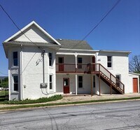 Building Photo - 602 N Franklin St