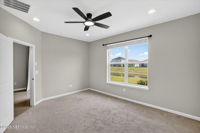 Building Photo - 698 Cherry Elm Dr