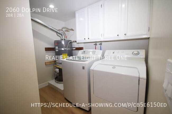 Building Photo - 2060 Dolpin Drive-