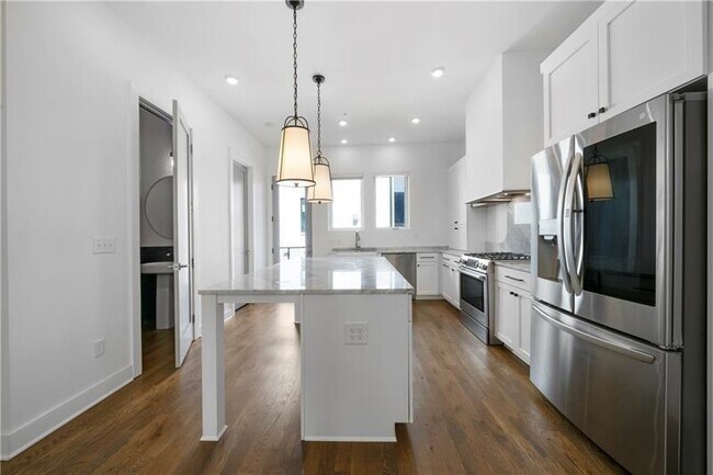 Building Photo - 2347 Hosea L Williams Dr SE