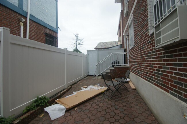 Building Photo - 82-92-92 167th St
