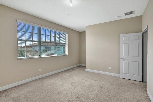 Building Photo - 11960 SW 27th Ct