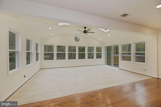 Building Photo - 4813 Marymead Dr