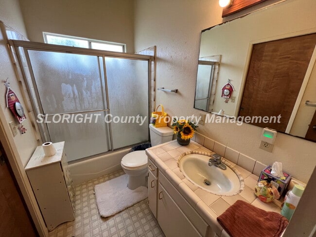 Building Photo - AVAILABLE JULY- Charming Cottage in Los Osos - 2 Bed / 1 Bath