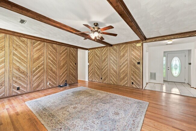 Building Photo - 2260 Indian River Rd