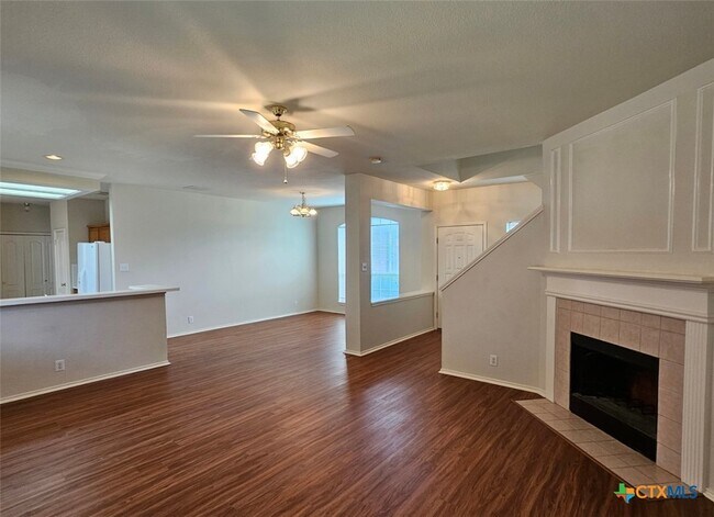 Building Photo - 237 Tapwood Ln