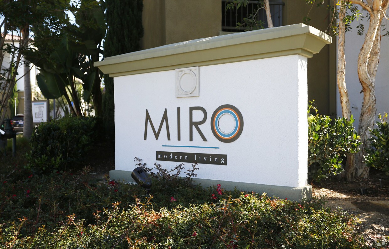 Miro Apartments Santa Fe Springs