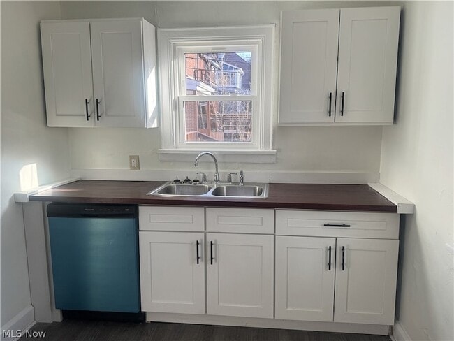 Building Photo - 4058 Ardmore Rd