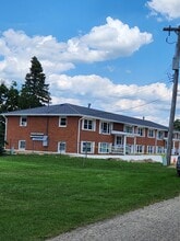 Building Photo - East Main