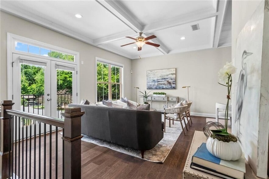 Building Photo - 3159 Rutter Dr