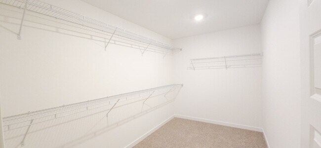 Building Photo - 10588 Morse Pl