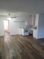 Building Photo - 11811 Old River School Rd