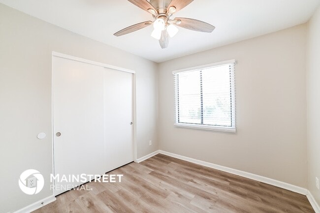 Building Photo - 3350 W Country Gables Dr