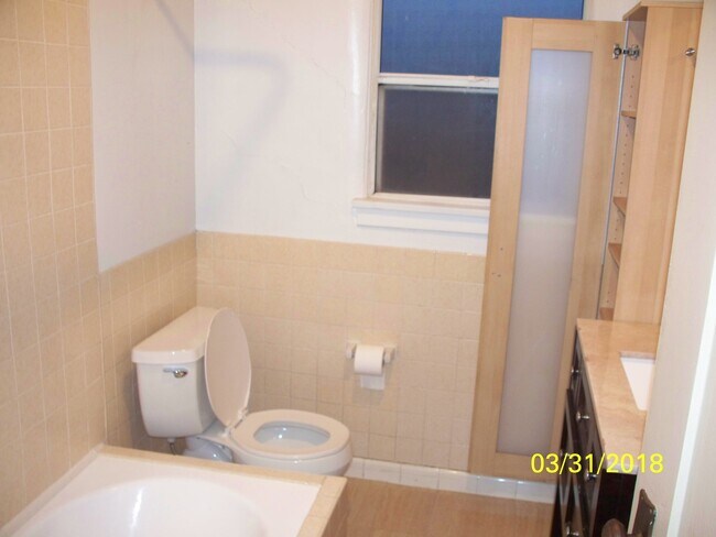 Building Photo - 4354 Coolidge Ave