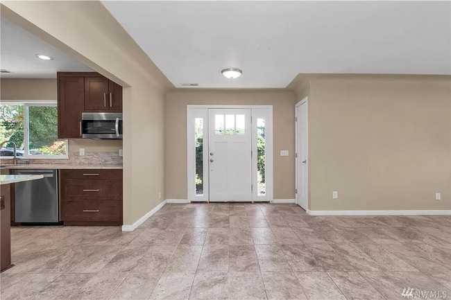 Building Photo - 1511 Wilson St SE