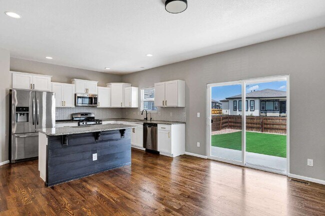 Building Photo - 7585 Alpine Daisy Dr