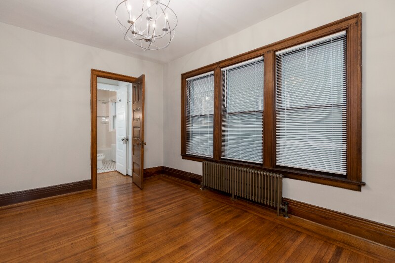 Building Photo - 448 Norwood Ave