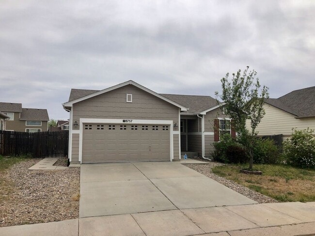 Primary Photo - Charming Ranch Home with Office, A/C & Fen...
